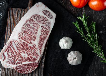 100% fullblood wagyu steaks for sale online and offering home delivery