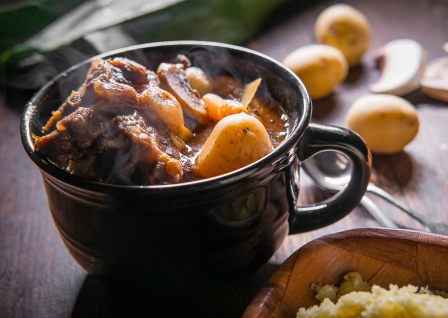 oxtail stew potato mushroom
